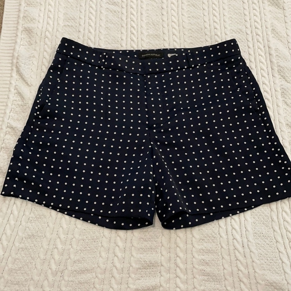 Banana republic navy polka dot shorts